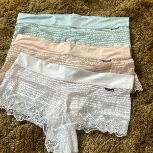 ✨NWOT✨ Plus Nautica Lace Cheeky Panties